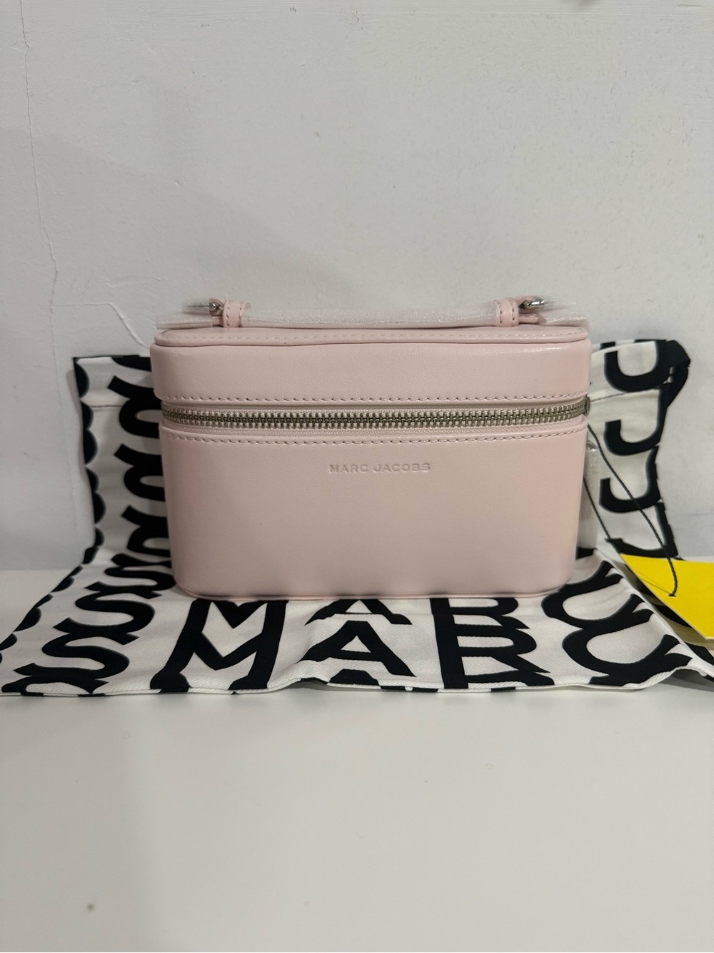 NWT Marc Jacobs Scene Vanity Bag - powder pink